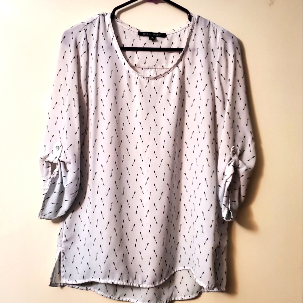 Sweet Rain white blouse size M